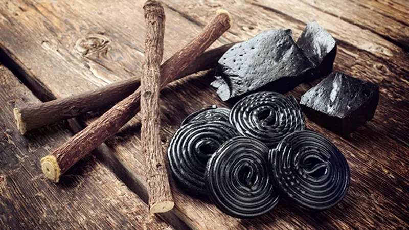 فوائد نبات عرق السوس